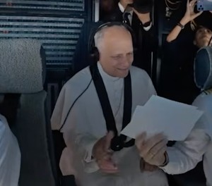 Papst Leo: Offenbar auch ein Luftfahrtfan.