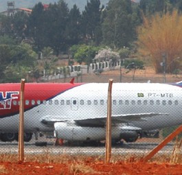 So hatte die einstige Landshut zuletzt im aktiven Dienst ausgesehen. 2008 war sie von der brasilianischen Fluggesellschaft TAF Linhas Aéreas am Flughafen Fortaleza abgestellt worden.