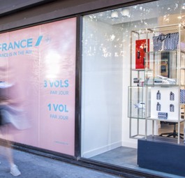 Die neuen Ticketbüros von Air France: Hier werden nicht nur Reisen verkauft.