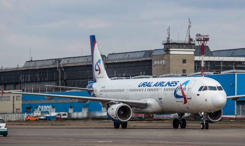 Ein Airbus A321 von Ural Airlines: Die Fluggesellschaft hat Probleme mit den Triebwerken.