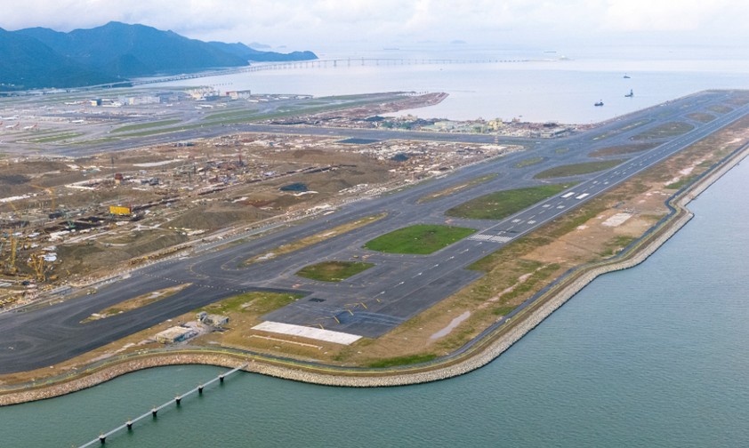 Neue Piste am Flughafen Hongkong: Sie ist die nördlichste der drei.
