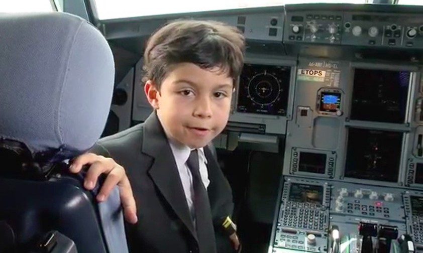 Kleiner Pilot bei Air Arabia: Aufmerksamkeitsfänger