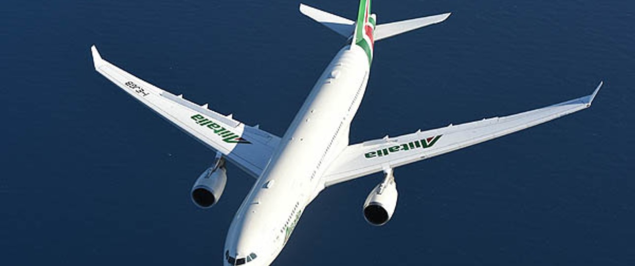 Alitalia Airbus A330: Withdrawing from Milan Malpensa Airport.