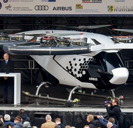 City Airbus in Ingolstadt: Flog nicht dorthin, sondern reiste per Tieflader an.