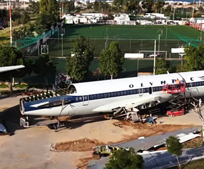 Die Boeing 727 nach dem Transport, hier zu sehen am neuen Standort: Der Jet ...