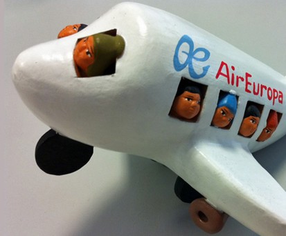 Spielzeugmodell eines Air-Europa-Fliegers: Die Airline will nach Bolivien.