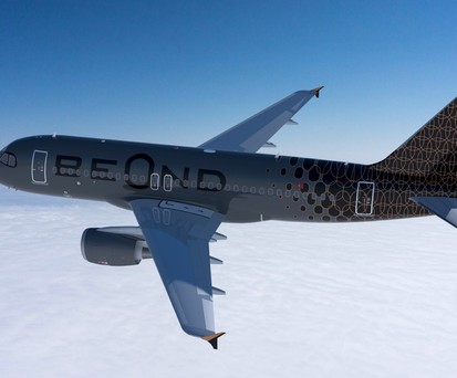 Ein Airbus A319 in Beond-Lackierung: Die Airline startet in diesem November ihren Flugbetrieb.