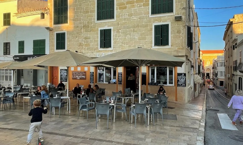 Mahon auf Menorca: Hauser, Wirth und Weltklasse Bikini