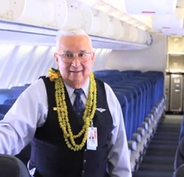 Ron Akana: United Airlines 63 Jahre treu.