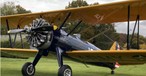 Die Boeing Spearman aus dem Jahr 1949 vor dem Unfall: Das Flugzeug kollidierte mit einer Windkraftanlage.