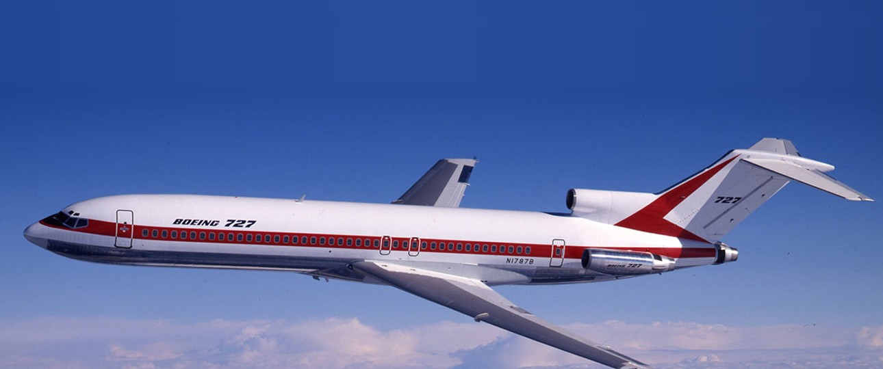 Die Boeing 727: Der dreistrahlige Jet trägt die Triebwerke am Heck, ...