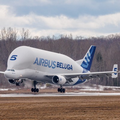 airbus beluga st landing mirabel