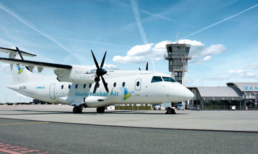 Dornier Do328 in den Farben von Rhein-Neckar Air: Künftig fliegen die Maschinen täglich nach Berlin.