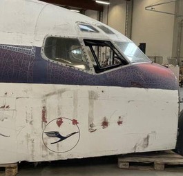 Das Cockpit der Hamburg Boeing 707: Nachdem es zuerst keinen Abnehmer fand, ...