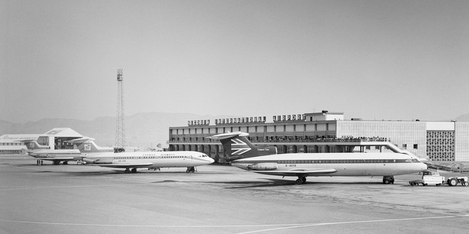 Der Flughafen vor der Invasion (1973).