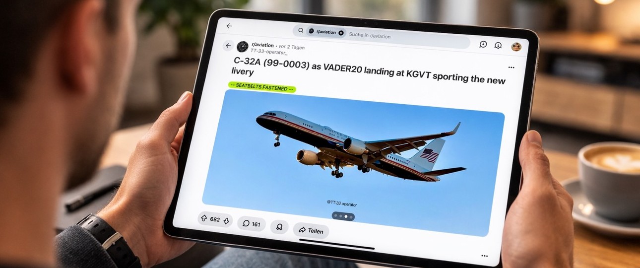 Der Post bei Reddit mit der neuen Lackierung: Die Air Force Two kommt frisch daher.