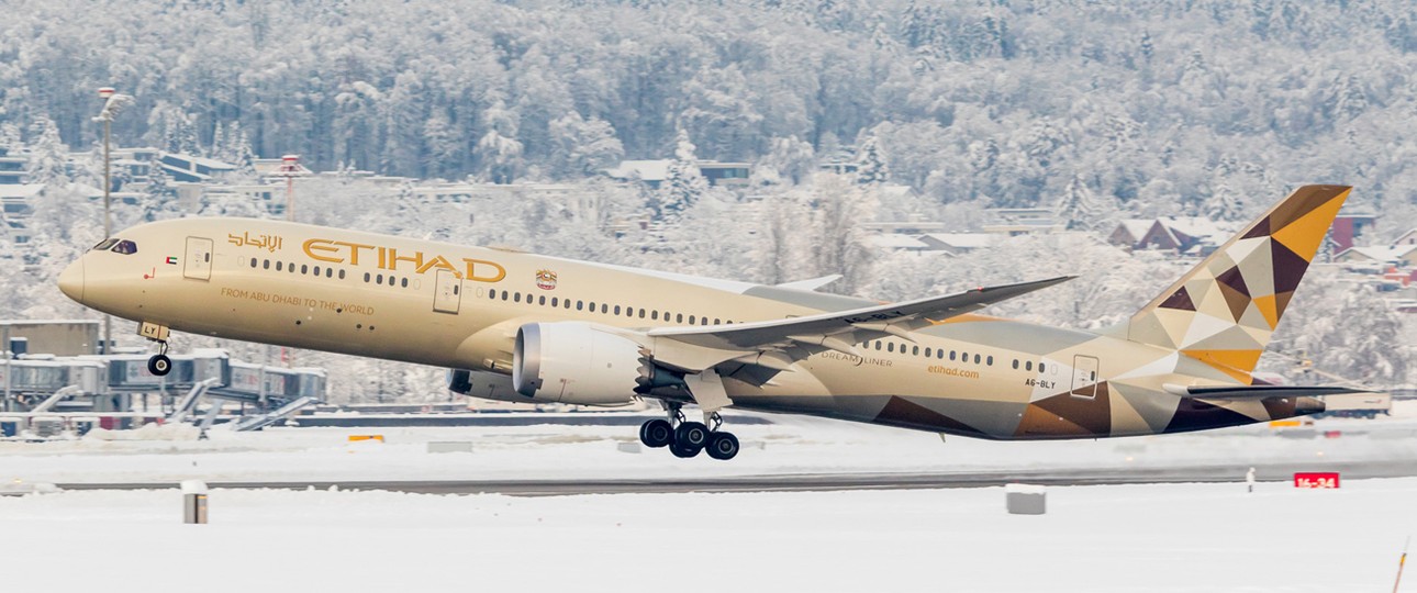 Boeing 787-9 von Etihad im Schnee: 5G kann zu Problemen führen.