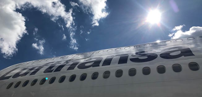 Die Schulden von Air Berlin werde man aber nicht übernehmen, so Bundeswirtschaftsministerin Brigitte Zypries. Und dass Air Berlin schuldenfrei ist, hatte Lufthansa stets als Bedingung genannt. Sie übernimmt 81 Flugzeuge von Air Berlin.