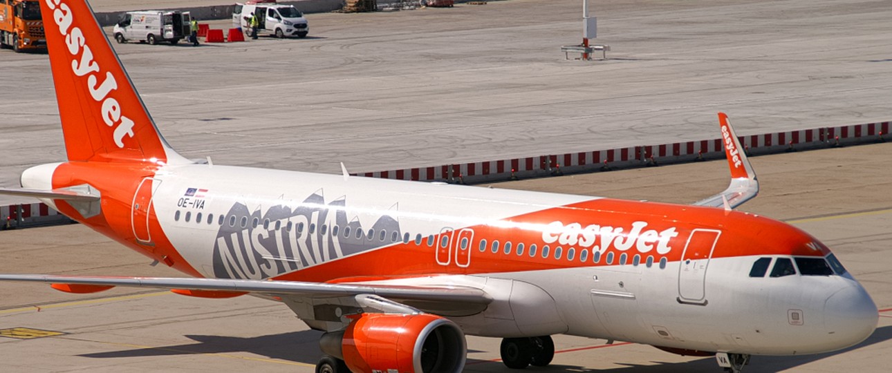 Airbus A320 von Easyjet: Das Flugzeug ist eingetragen in Österreich.