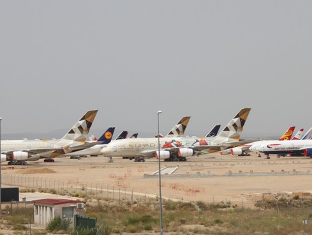 Etwa 300 Kilometer von Madrid entfern: Geparkte Flugzeuge in Teruel.
