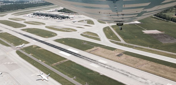 ... oder den Flughafen Zürich Kloten. Die Reichweite des Zeppelins beträgt rund 1000 Kilometer.