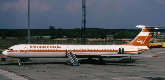 Früher war das Flugzeug einmal als DDR-SET für Interflug unterwegs.