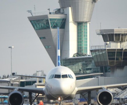 Kontrollturm von Helsinki: Die Piloten reagierten nicht auf den Durchstartbefehl.