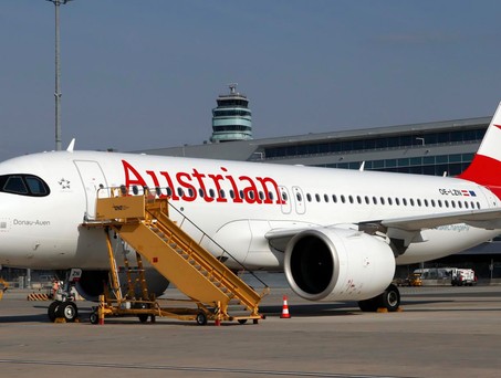 OE-LZN: Der AIrbus A320 Neo steckt in Heathrow fest.