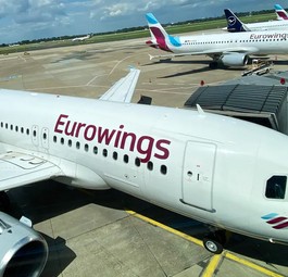 Gut die Hälfte der geplanten Eurowings-Flüge findet am Montag statt