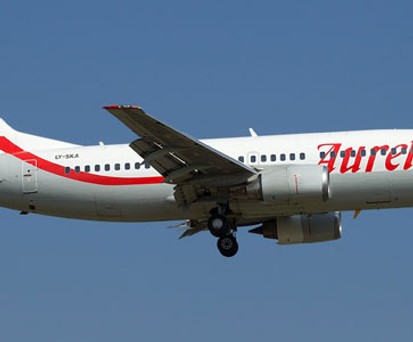 B737 von Aurela: Nicht mehr im Auftrag von Monarch unterwegs.