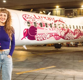 Künstlerin Lisa Junius schuf die neueste Sonderlackierung für Luxair.