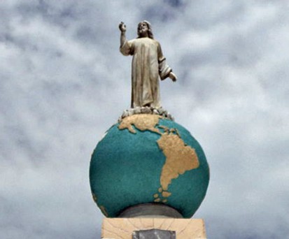 Wahrzeichen Salvador del Mundo in der Hauptstadt San Salvador: Bald eigene Low-Cost-Airline.