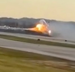 MD-11 kurz vor dem Abheben: Das Flugzeug verlor ein Triebwerk