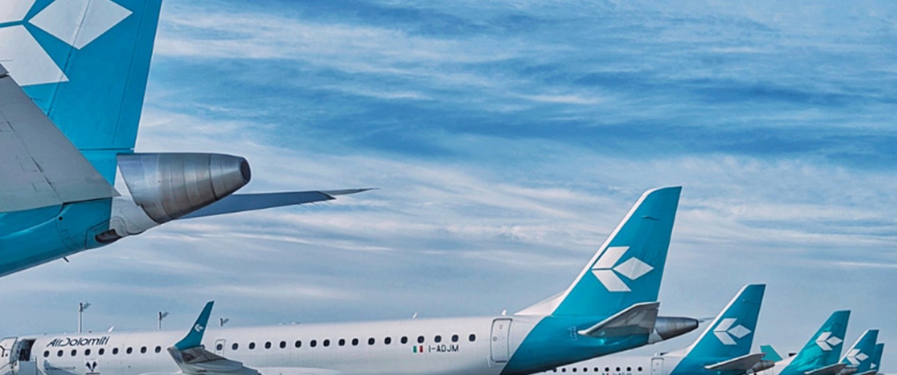 Flieger von Air Dolomiti: Die Fluglinie baut aus.