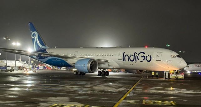 Dreamliner in Indigo-Farben: Eine Übergangslösung. 