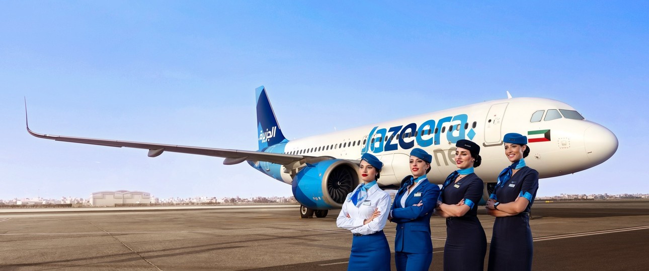 Crew von Jazeera Airways: Fliegt nun ab Saudi-Arabien.