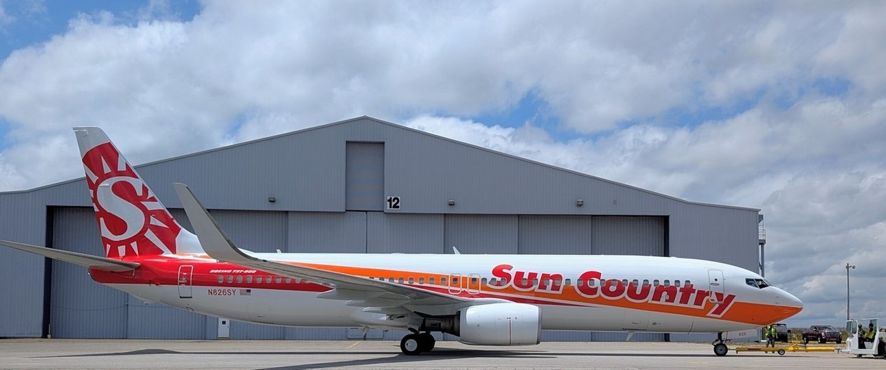 Die Retrolackierung auf der Boeing 737 von Sun Country Airlines: Erinnert an die Anfänge der Fluglinie.