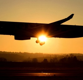 Airbus A330-300: Einstiege Passagierjets werden zu Frachtern.