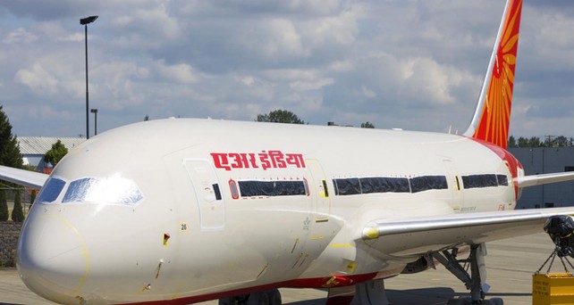 Dreamliner -VT-ANB vor der Auslieferung 2014: Das Flugzeug hatte immer wieder Probleme. 