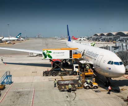 Unser SAS-A330 am Gate in Hongkong