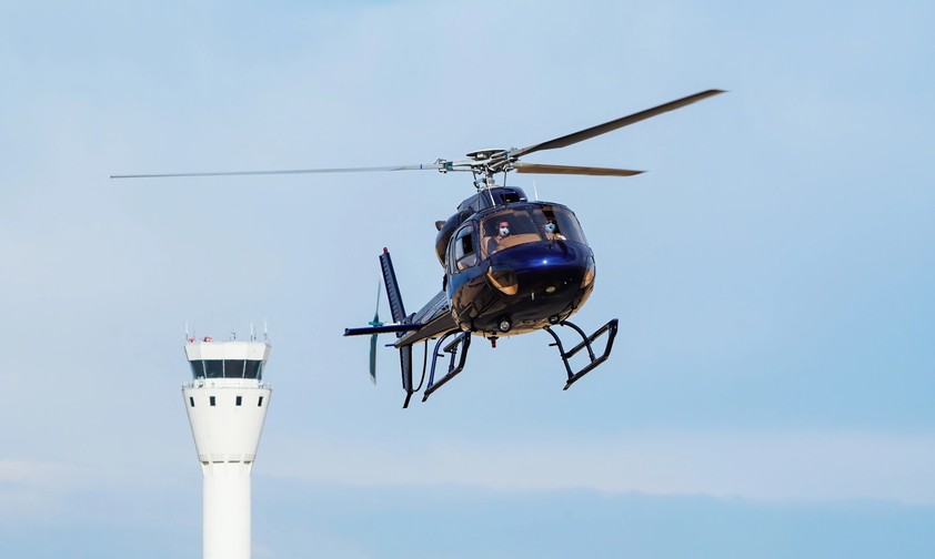 Hubschrauber an einem Flughafen: Die FAA hat die Regeln verschärft.