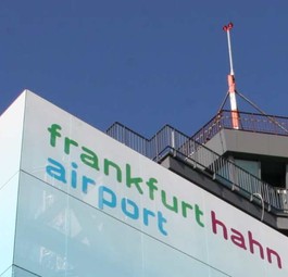 Der Flughafen Hahn: Der Airport ist für eine unbekannte Summe an die Triwo AG verkauft worden.