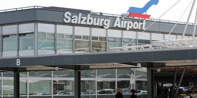 So kommt der Flughafen Salzburg daher.