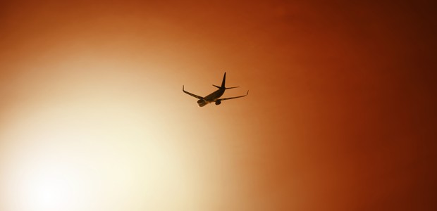 Abflug in den Urlaub: Wer richtig bucht, spart Geld.