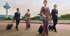 Kabinencrews von Singapore Airlines: Die Sandalen verschwinden.