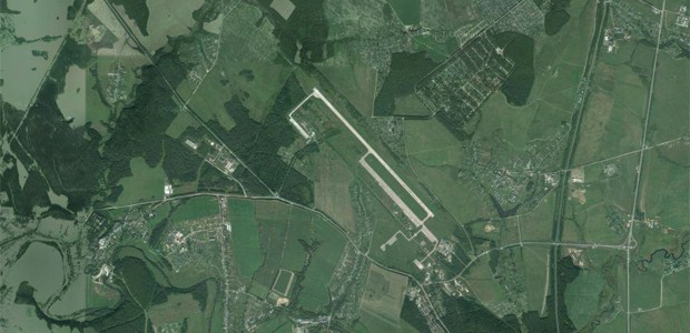 Der Flughafen Jermolino: 67 Kilometer südwestlich von Moskau.