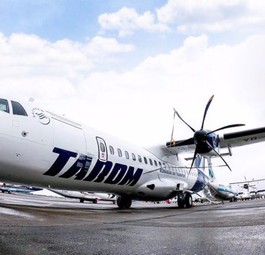 Die neue ATR 72 mit dem Kennzeichen YR-ATJ wurde am 19. Februar an Tarom ausgeliefert.