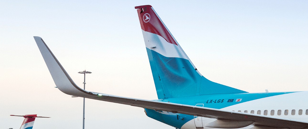 Boeing 737-700 von Luxair: Kurs auf Dubai.