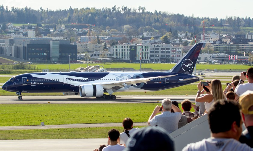 lufthansa boeing 787 9 d abpu zuerich 05