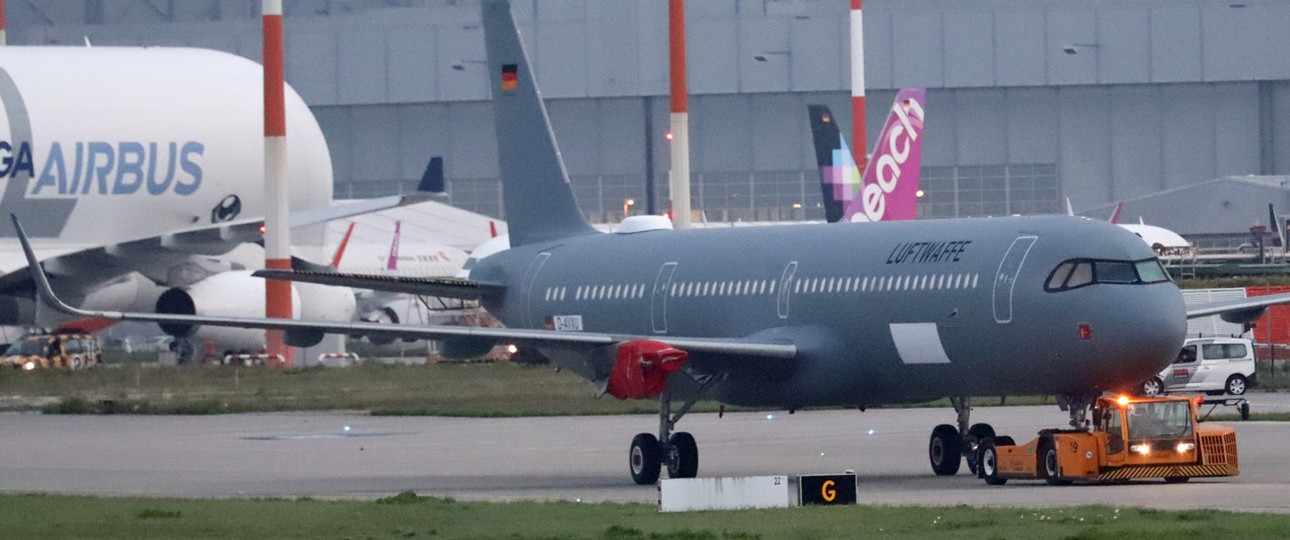 Airbus A321 LR der Luftwaffe: Auf diesem Bild noch ohne Triebwerke. Diese hat er inzwischen aber bekommen.